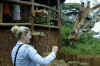 af_giraffe_and_rachel.jpg (45087 bytes)